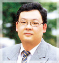 유동주 교수사진
